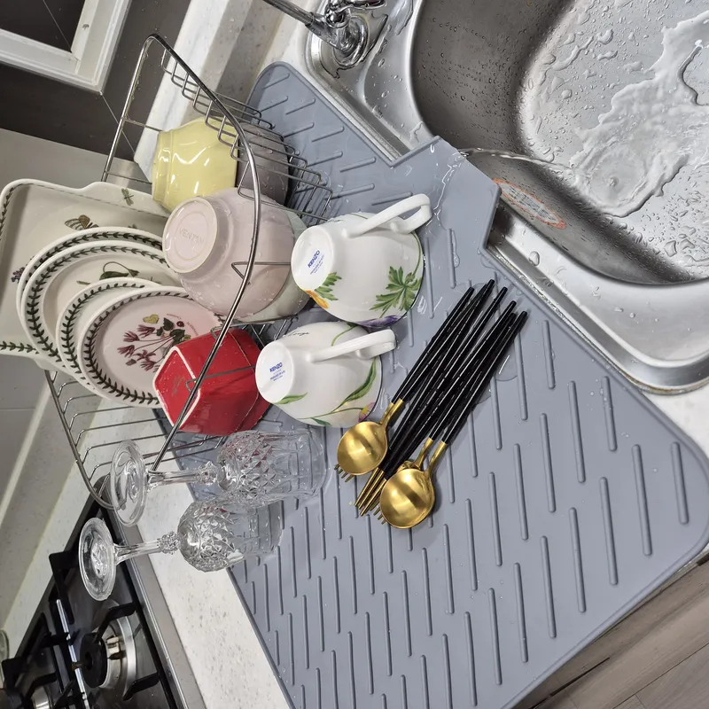 코지톡 특대형 주방 물빠짐 식기건조매트 실리콘 드라잉매트 그레이