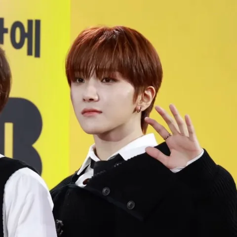 보이넥스트도어 사진 12