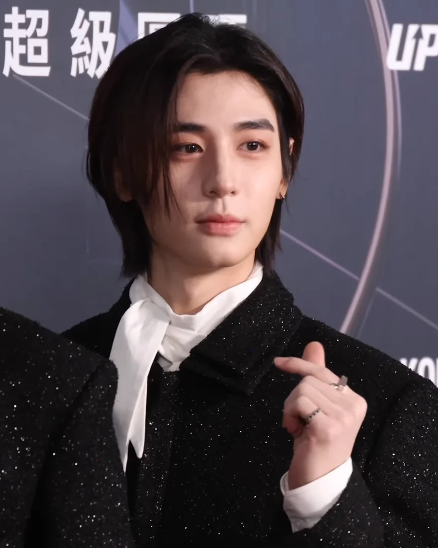 보이넥스트도어 이한 사진