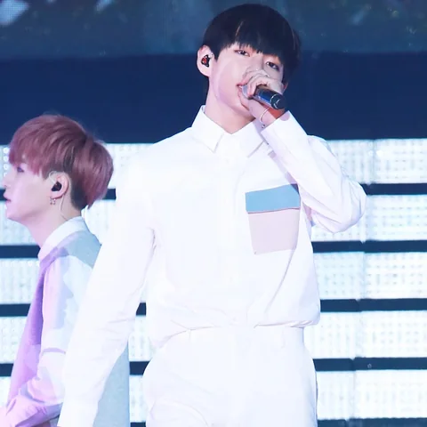 뷔 사진 11