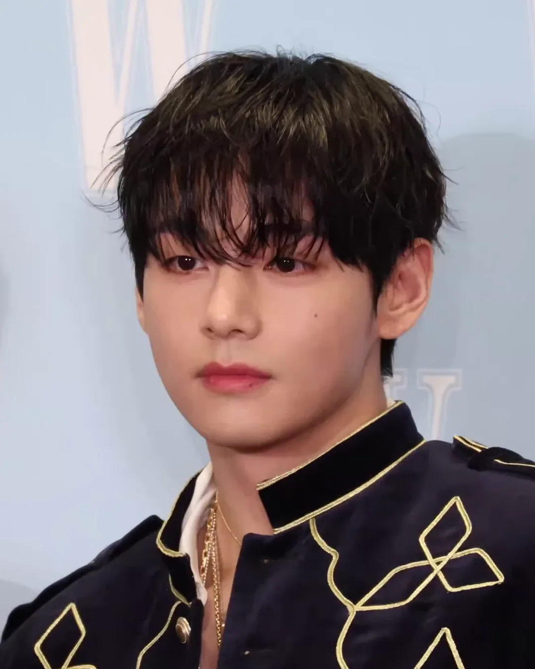 방탄소년단 뷔 사진