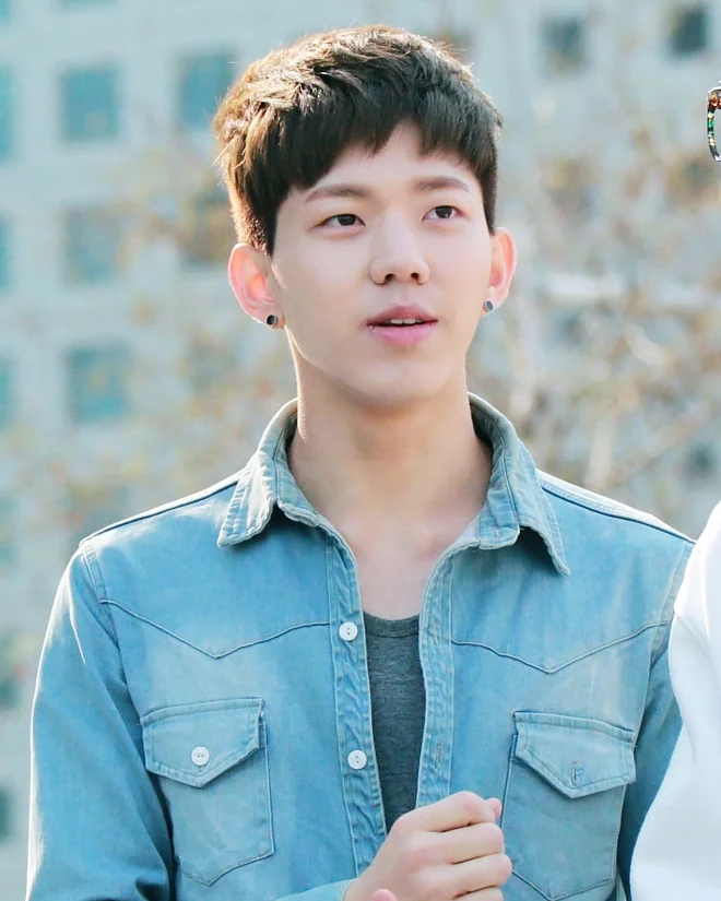 데이식스 도운 사진