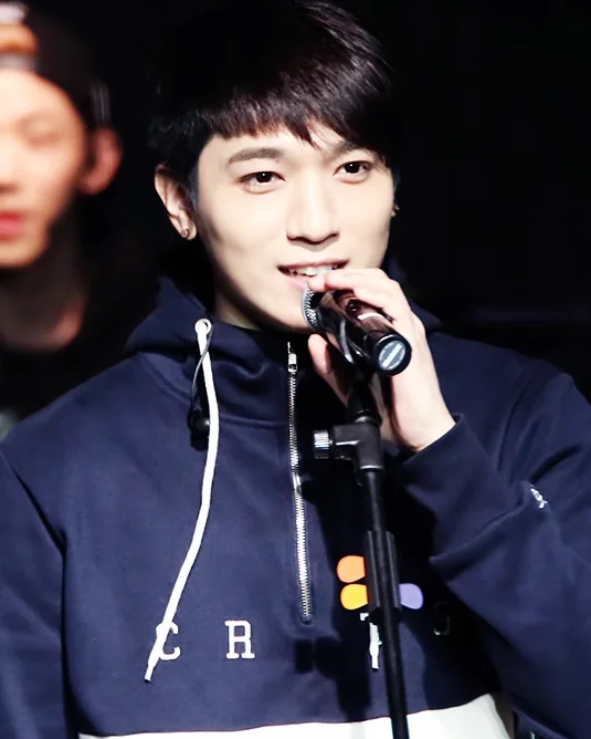 데이식스 성진 사진