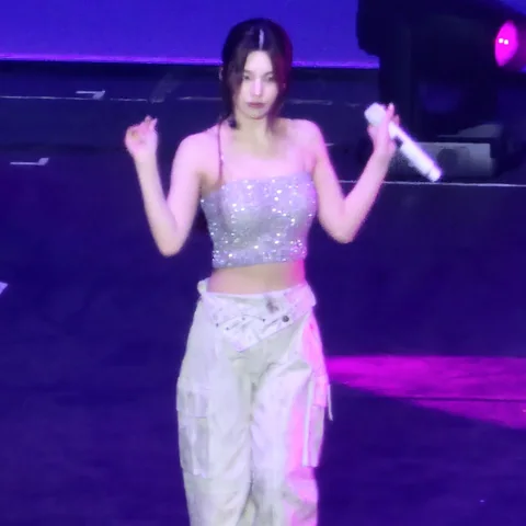 ITZY 사진 16