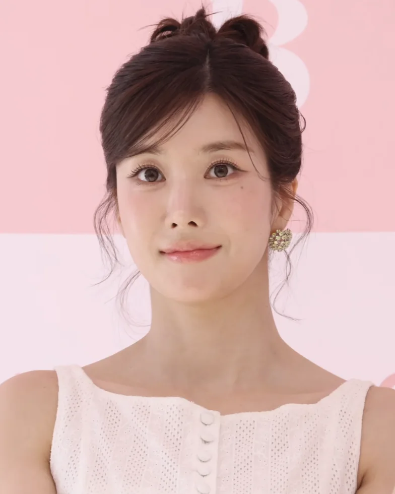 권은비 사진