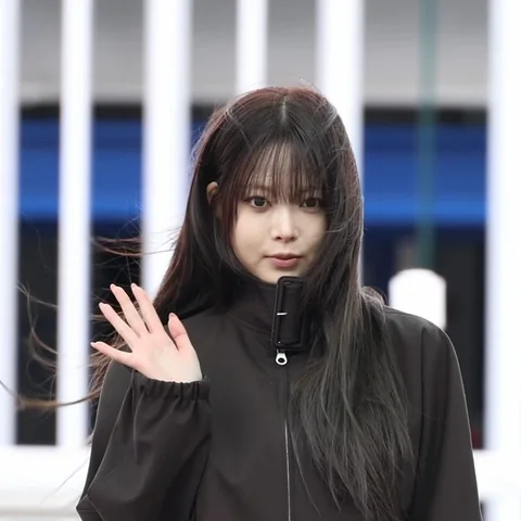 르세라핌 사진 43