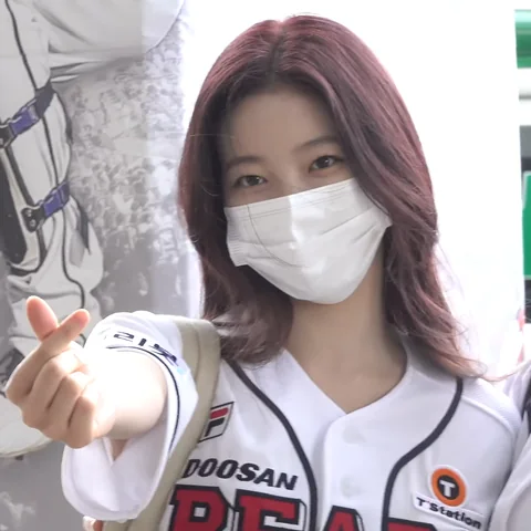 르세라핌 사진 42