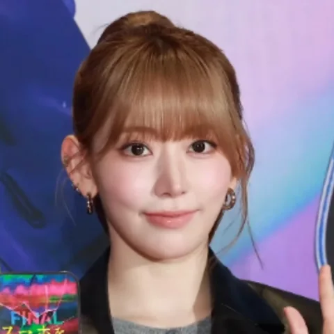 르세라핌 사진 4