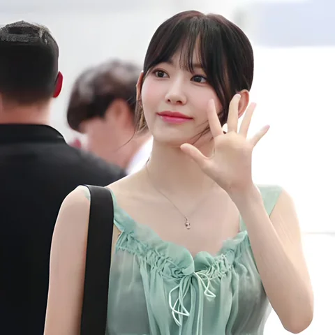 르세라핌 사진 6