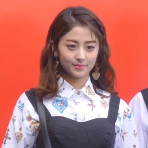 르세라핌 사진 31