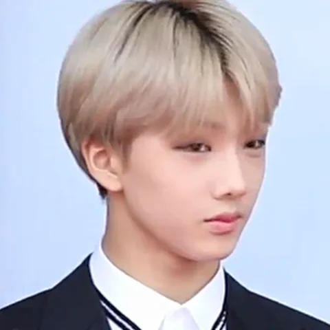 지성 사진 6