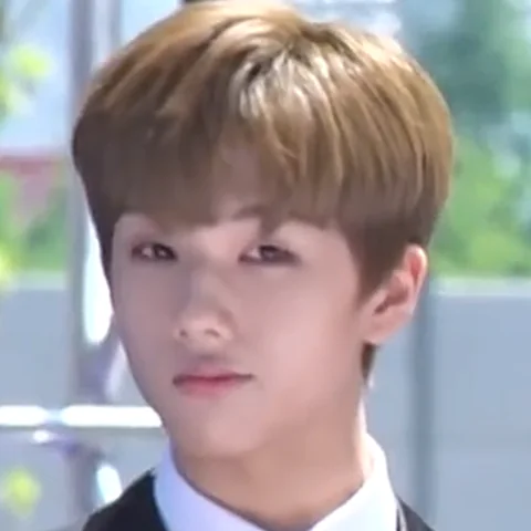 지성 사진 4