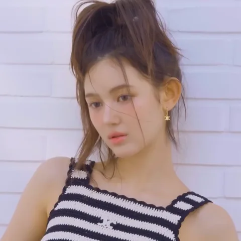뉴진스 사진 15