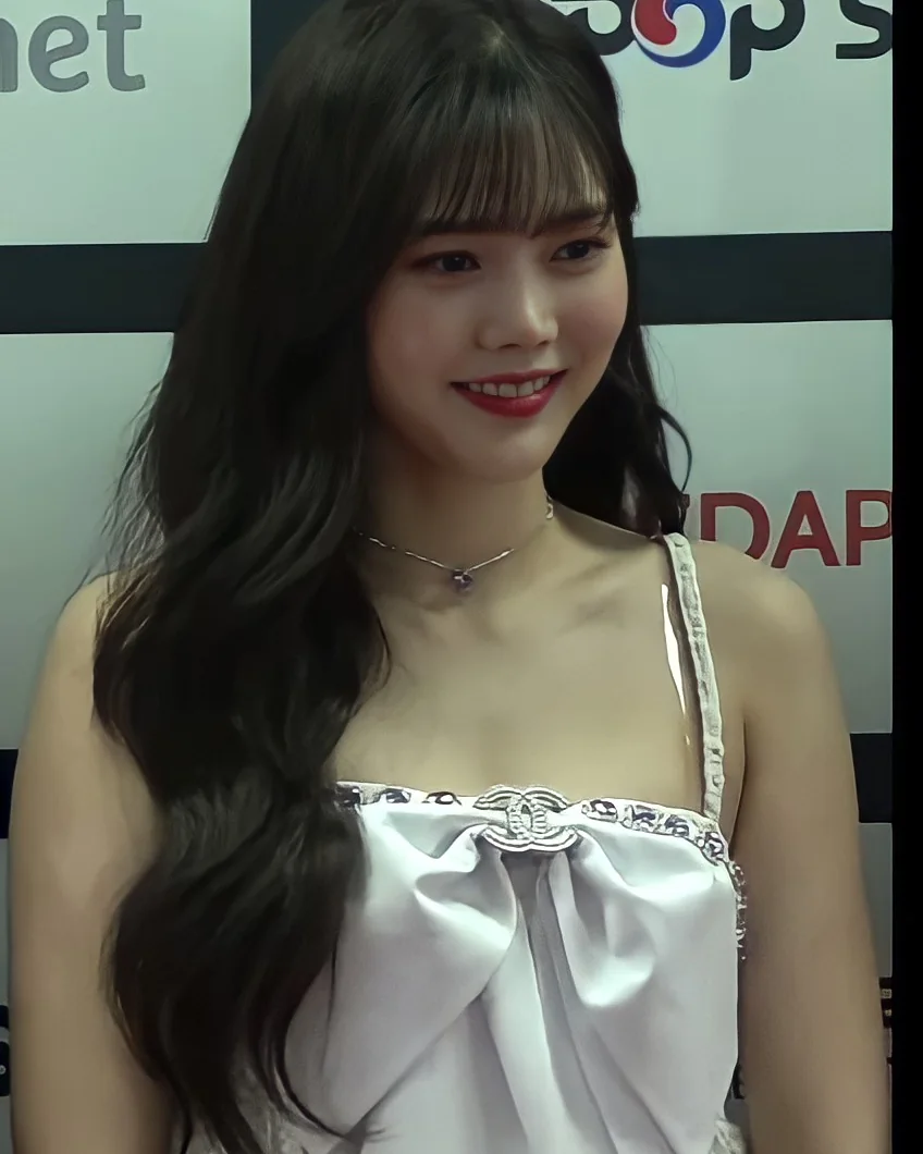 오마이걸 효정 사진
