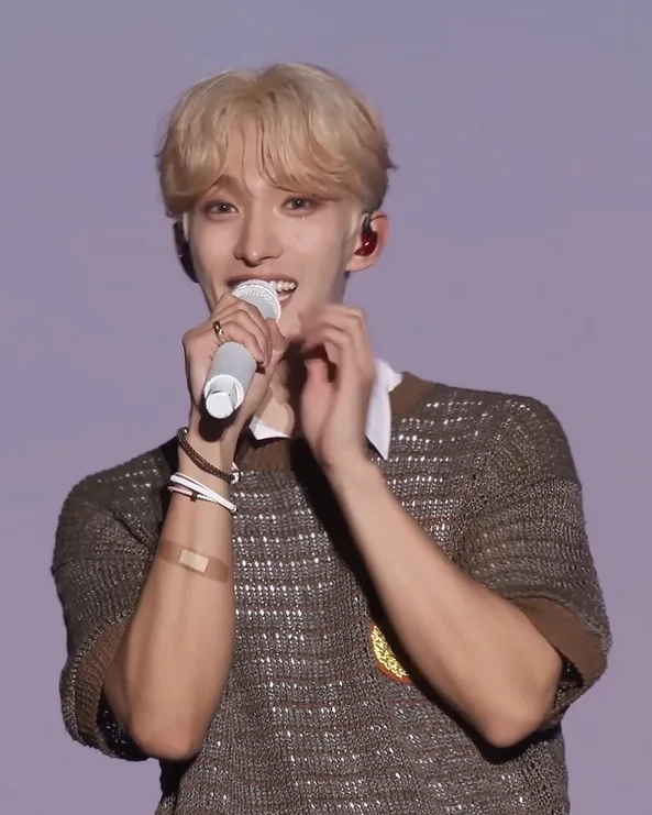 세븐틴 도겸 사진