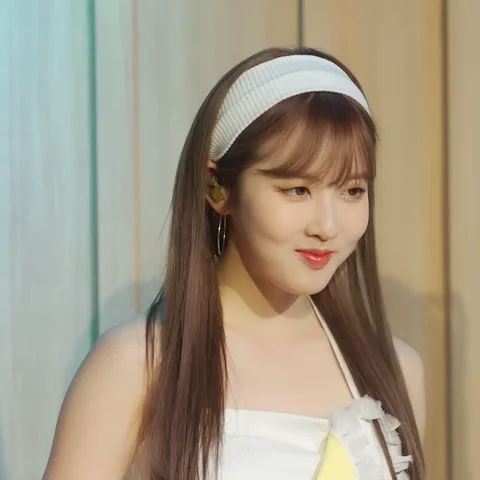 스테이씨 사진 6
