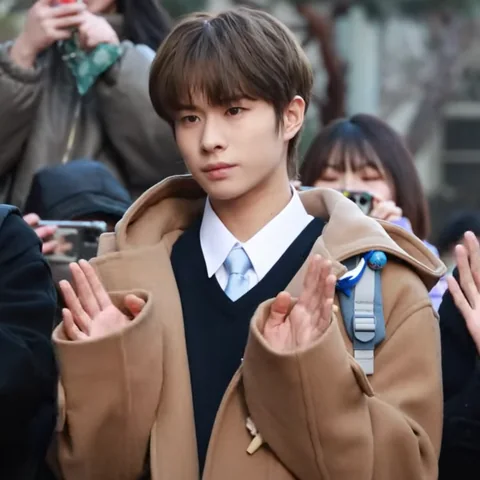투어스 사진 5