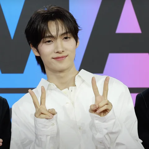 투어스 사진 11