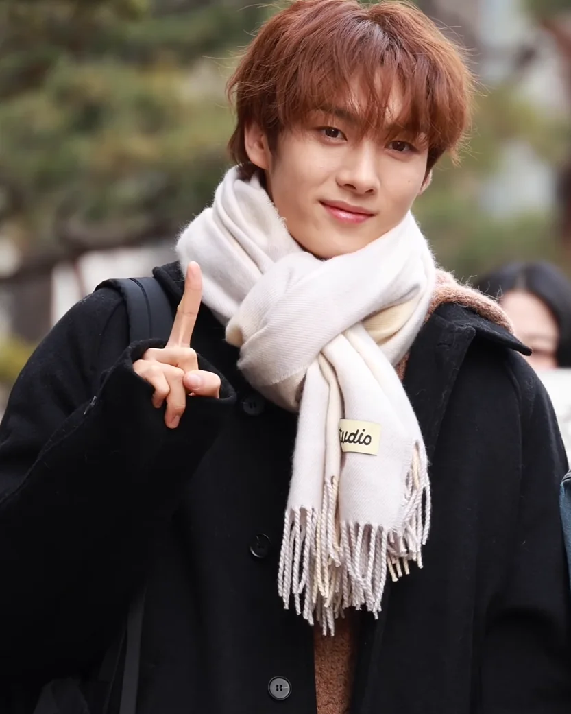 투어스 영재 사진