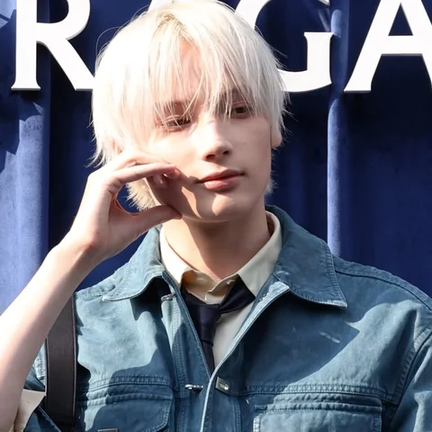 투모로우바이투게더 사진 22