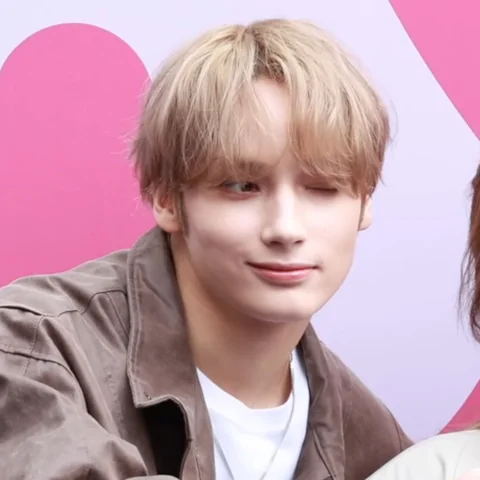 투모로우바이투게더 사진 26