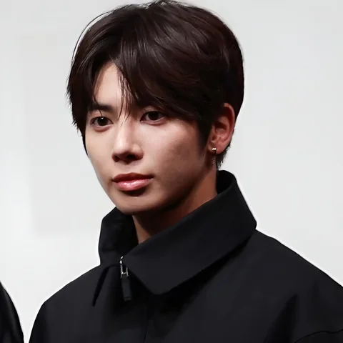 투모로우바이투게더 사진 18