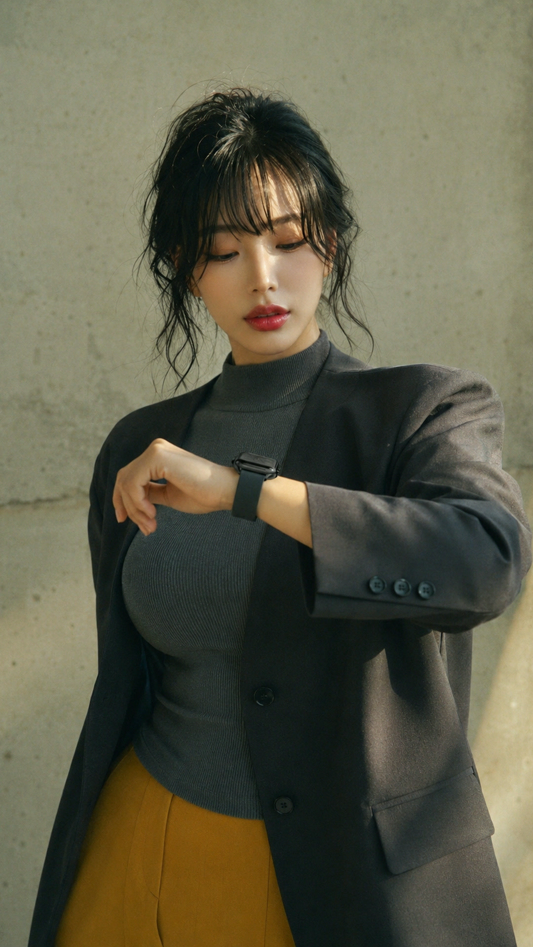 차콜 위에 젤리 한 조각