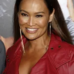 Tia Carrere