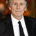 Gabriel Byrne