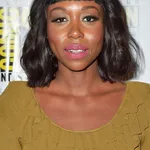 Amanda Warren