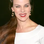 Debi Mazar