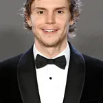 Evan Peters
