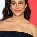 Aurora Perrineau