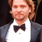 Luke Grimes