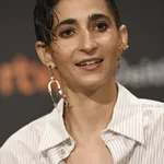 Alba Flores