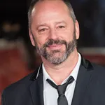 Gil Bellows