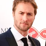 Oliver Chris