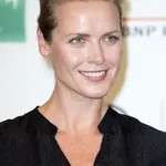Synnøve Macody Lund