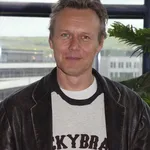 Anthony Stewart Head