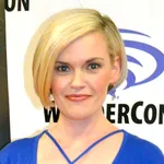 Kari Wahlgren