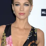 Natalie Zea