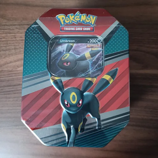 Brilliant Stars 틴 V Heroes Umbreon